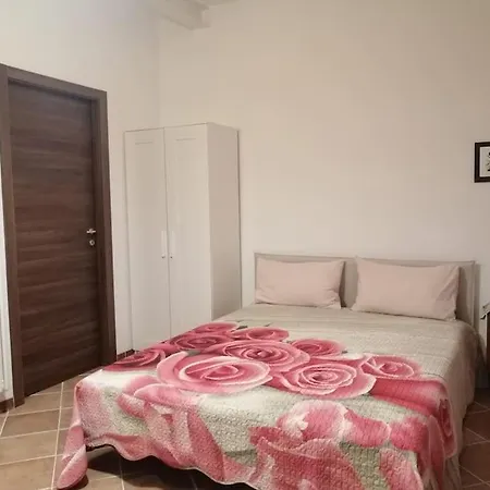 Апартаменты Il Maggiociondolo